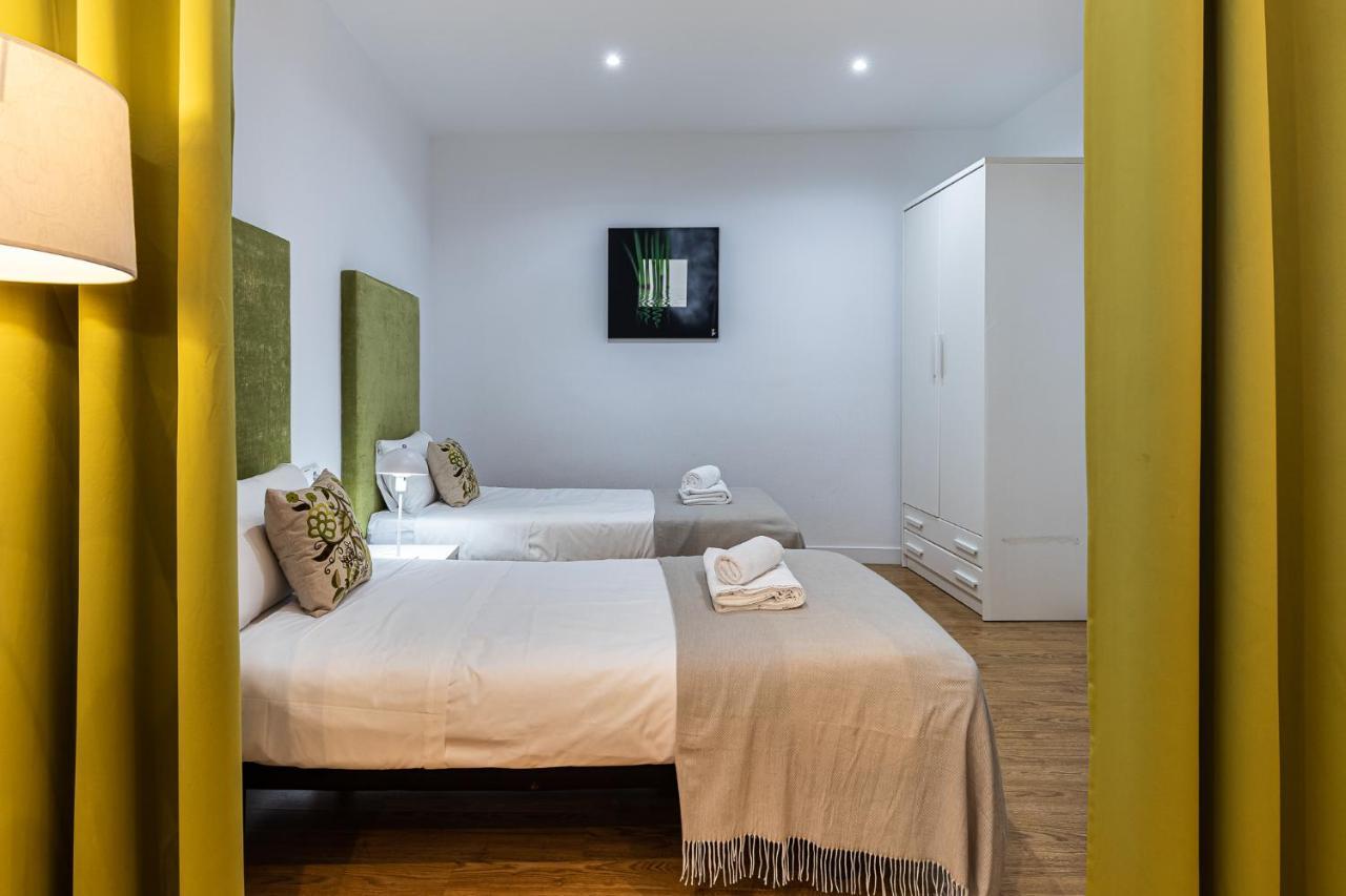 Waou Apartamentos En Sol Confort 5 Madrid Exterior photo